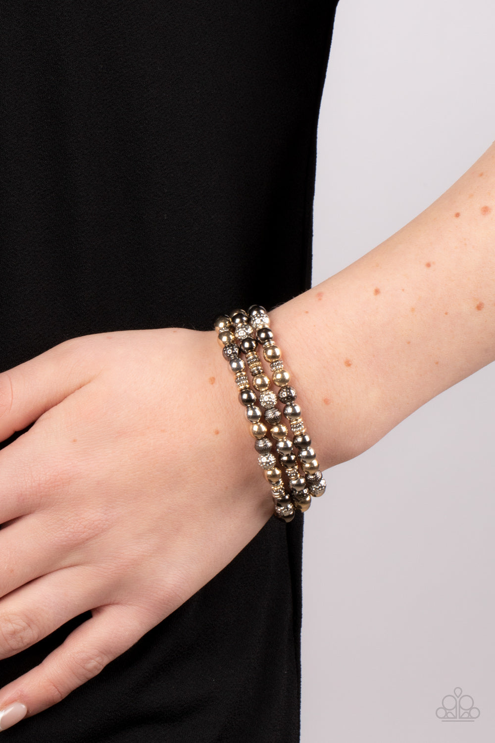 Paparazzi Bracelets - Boundless Boundaries - Multi