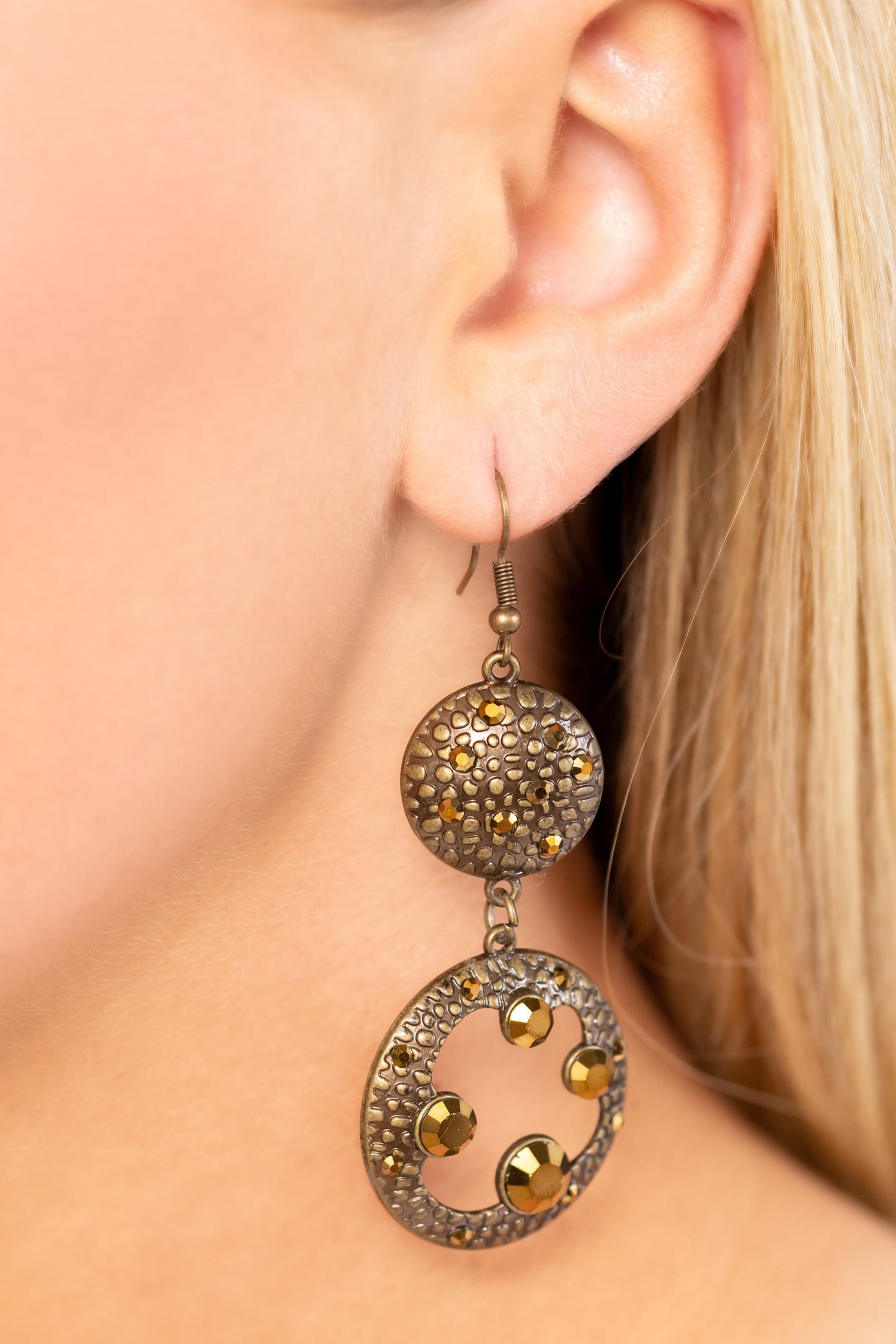 Paparazzi Earrings - Eastern Entrada - Brass