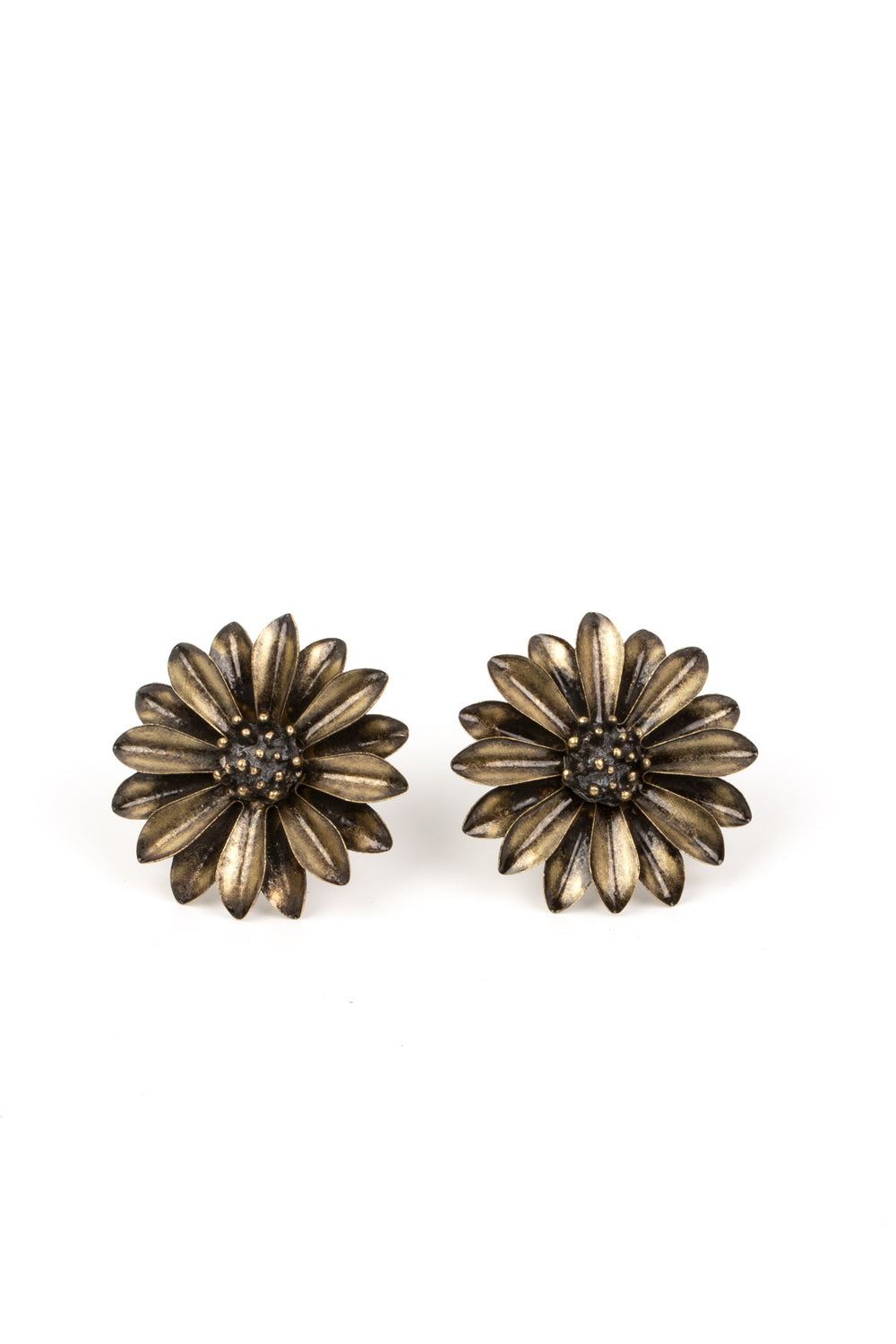 Paparazzi Earrings - Daisy Dilemma - Brass