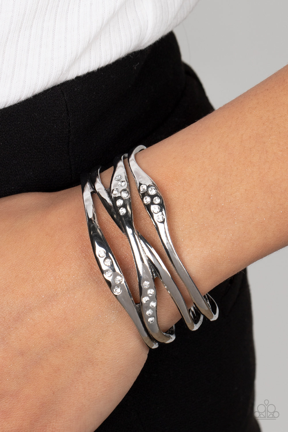 Paparazzi Bracelets - Line it Up - White