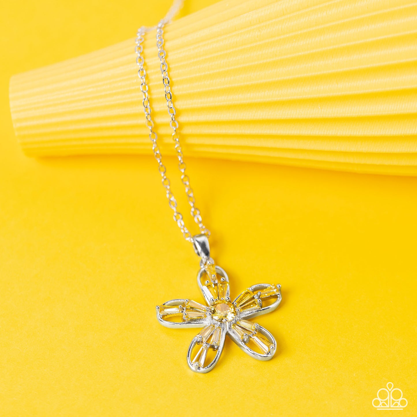 Paparazzi Necklaces - Botanical Ballad - Yellow