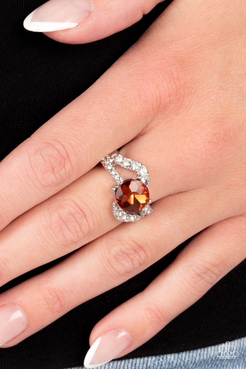 Paparazzi Rings - Blockbuster Boom - Brown