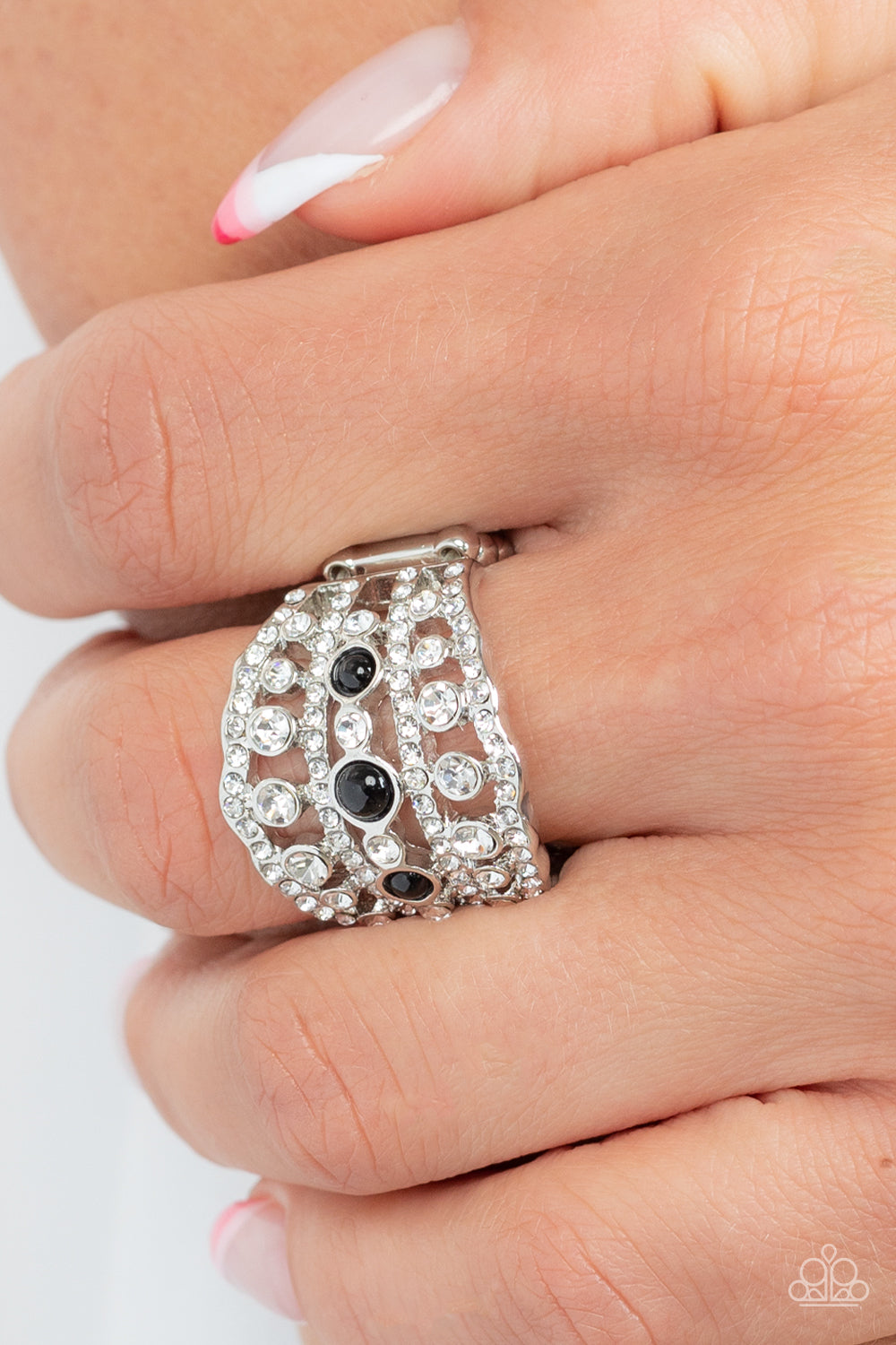 Paparazzi Rings - Sailboat Bling - Black