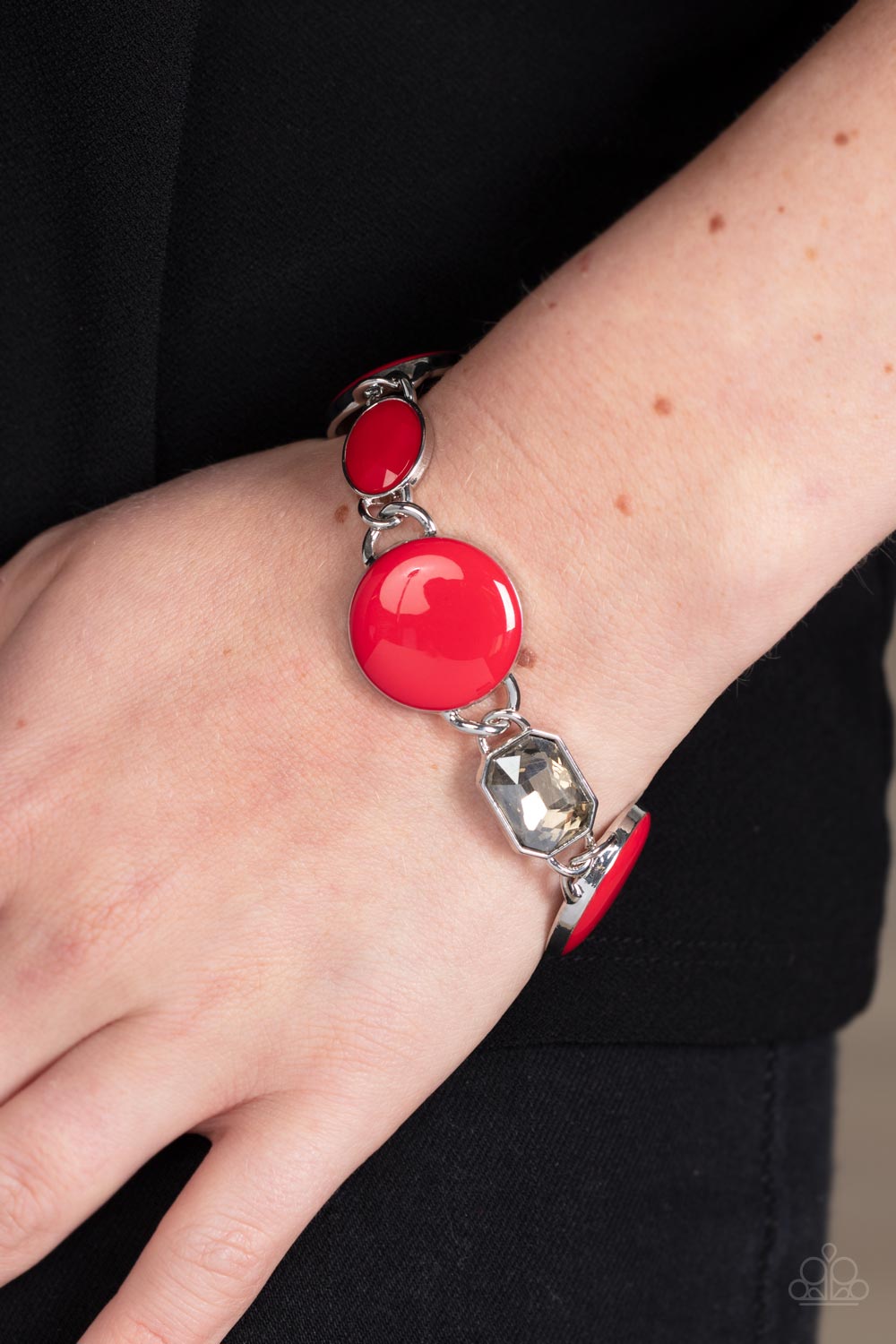 Paparazzi Bracelets - Dreamscape Dazzle - Red