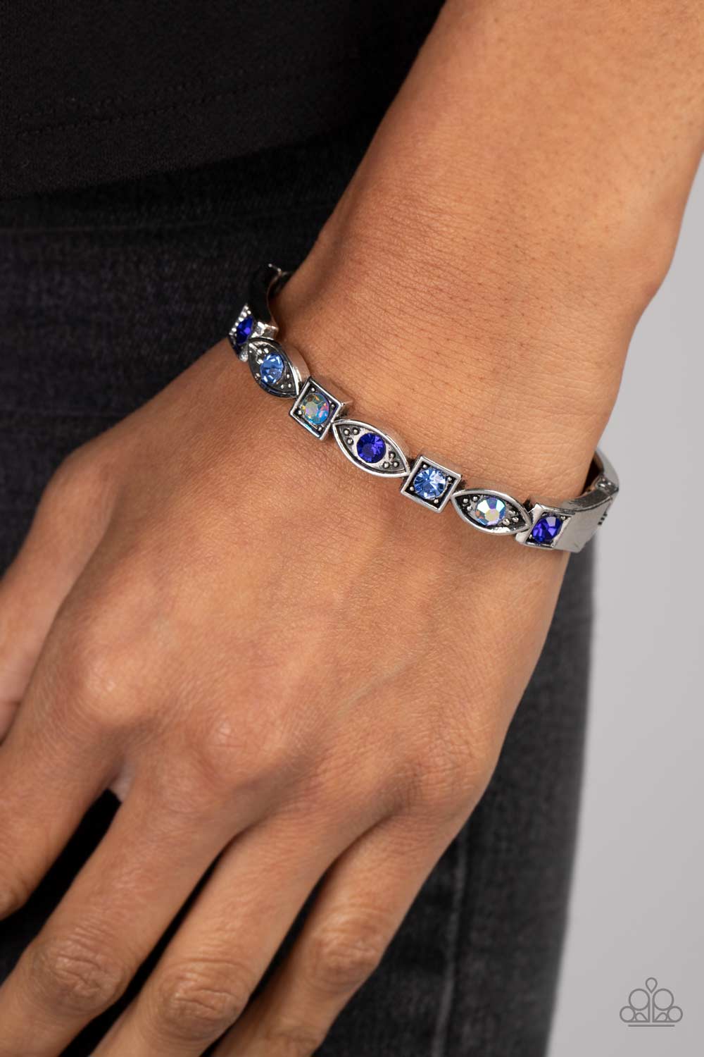 Paparazzi Bracelets - Poetically Picturesque - Blue