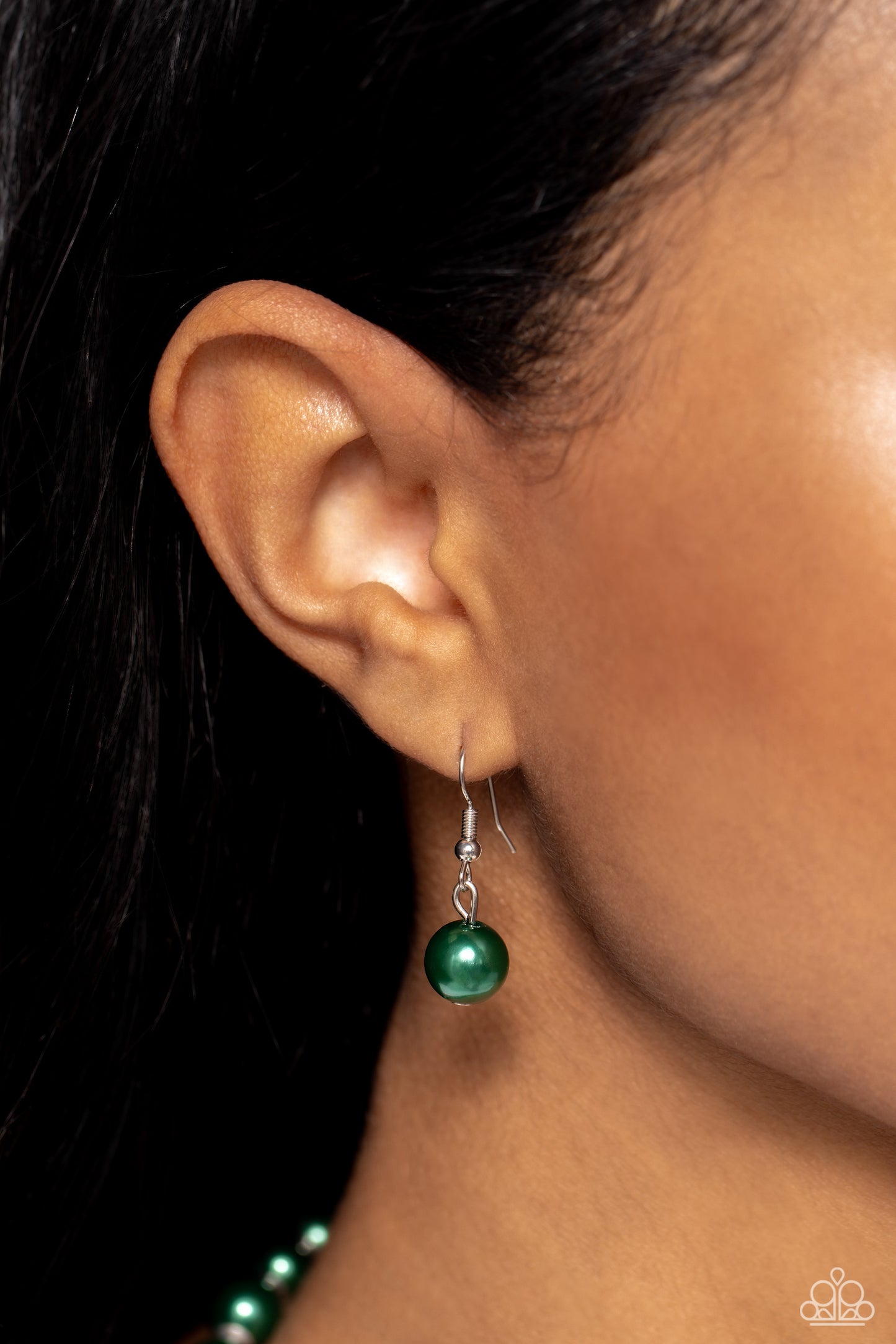 Paparazzi Necklaces - Manhattan Mogul - Green
