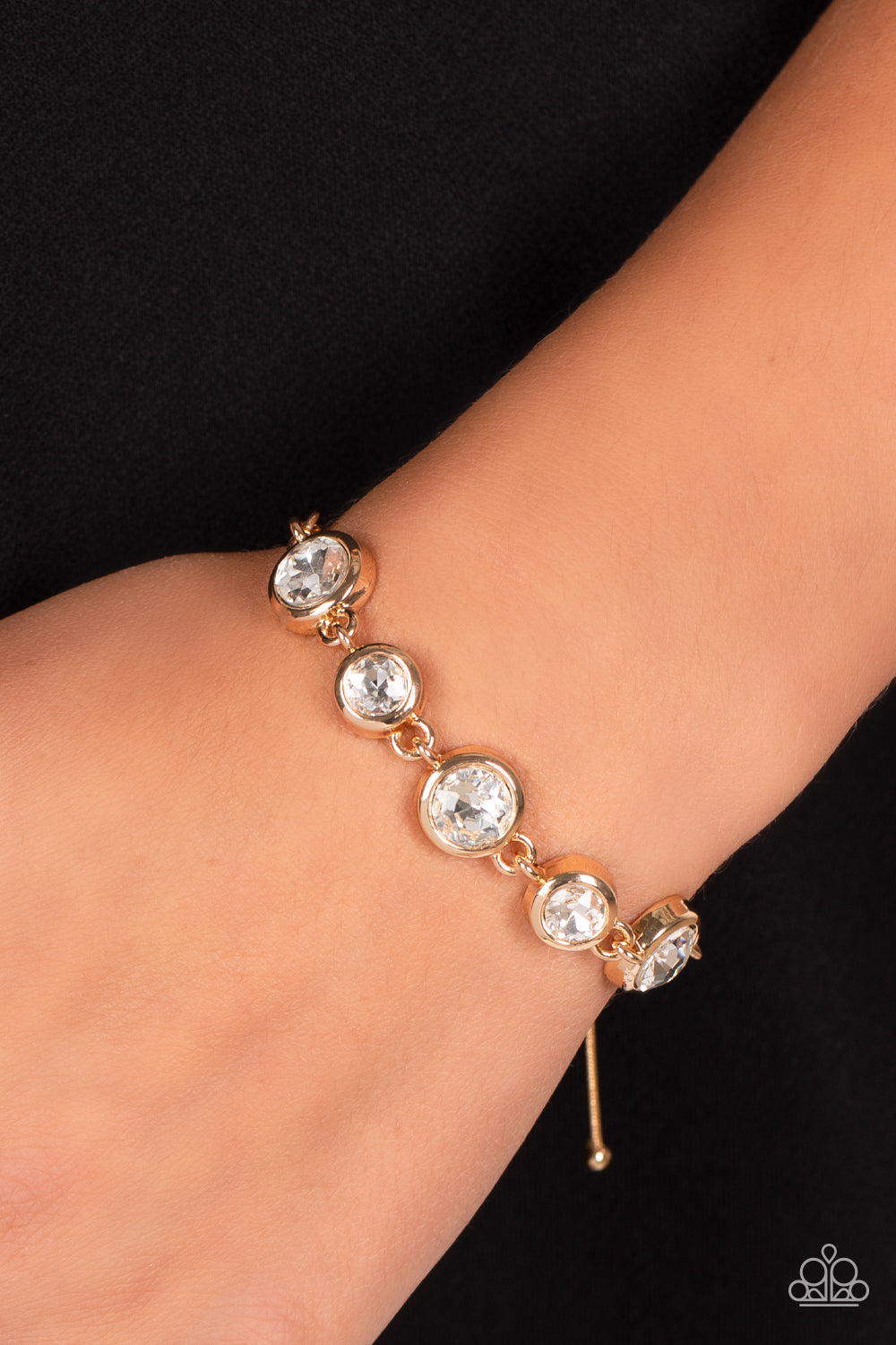 Paparazzi Bracelets - Classically Cultivated - Gold