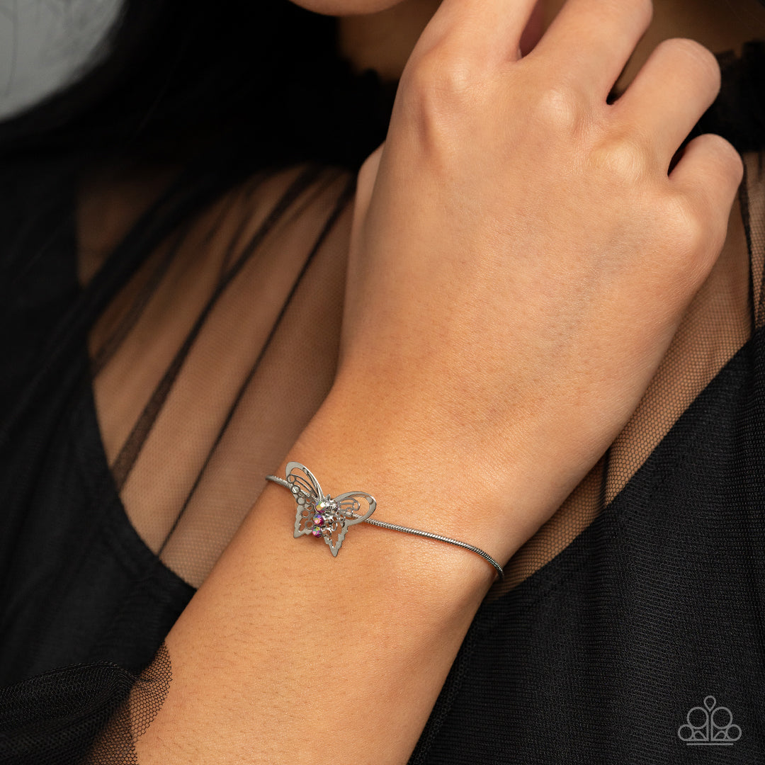 Paparazzi Bracelets - Wings of Wonder - Pink