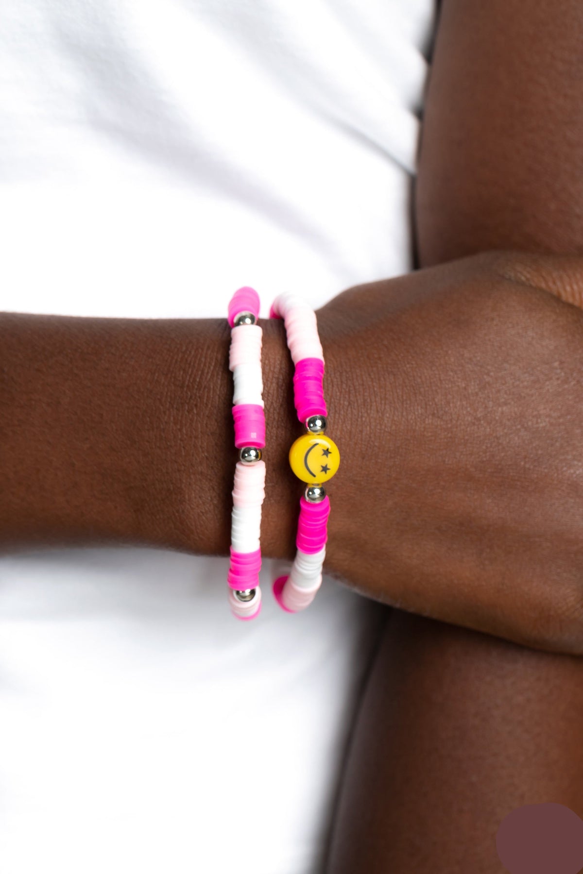 Paparazzi Bracelets - In SMILE - Pink - B1649