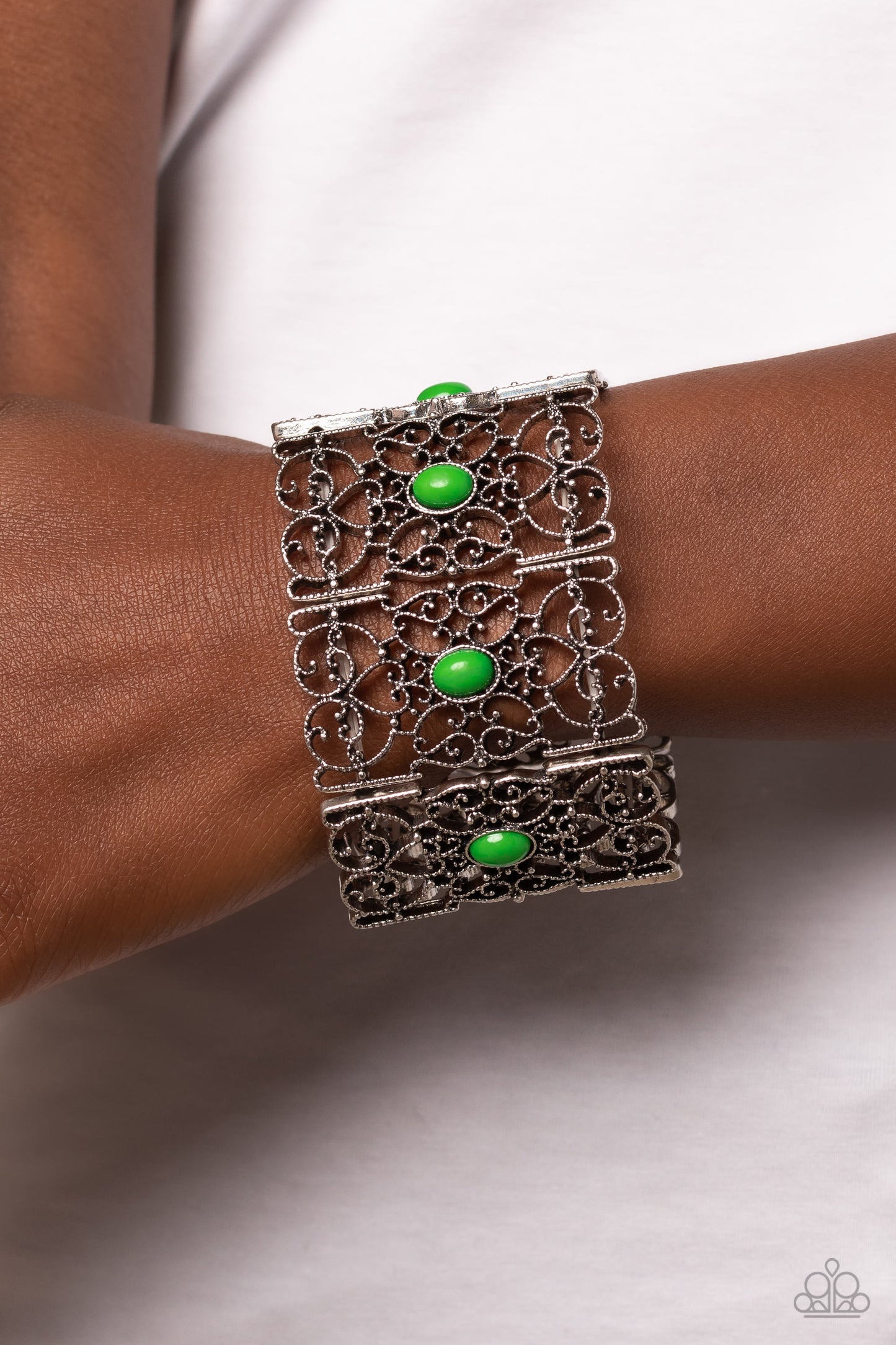 Paparazzi Bracelets - Fairest Filigree - Green