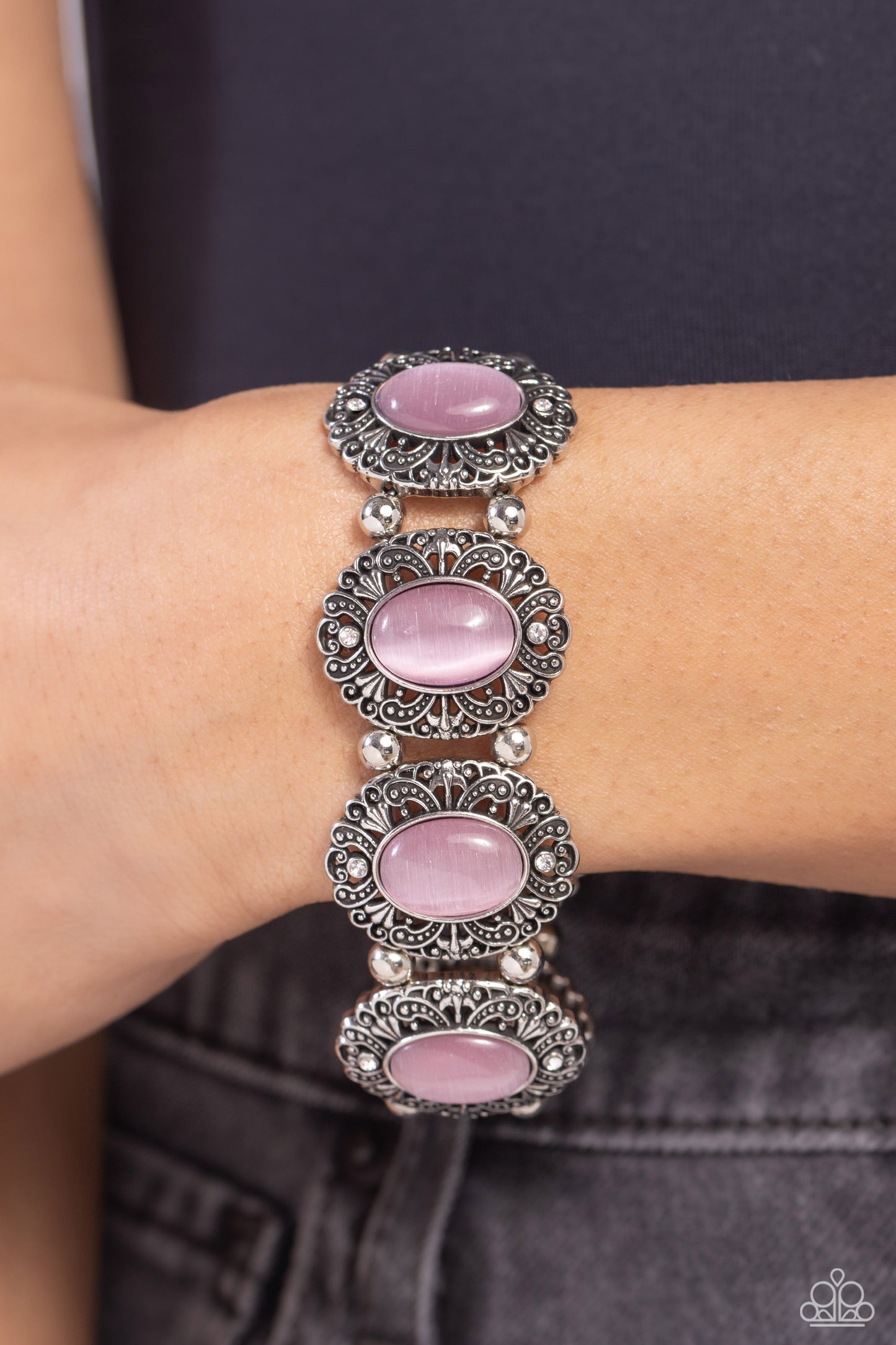 Paparazzi Bracelets - Vintage Vault - Pink