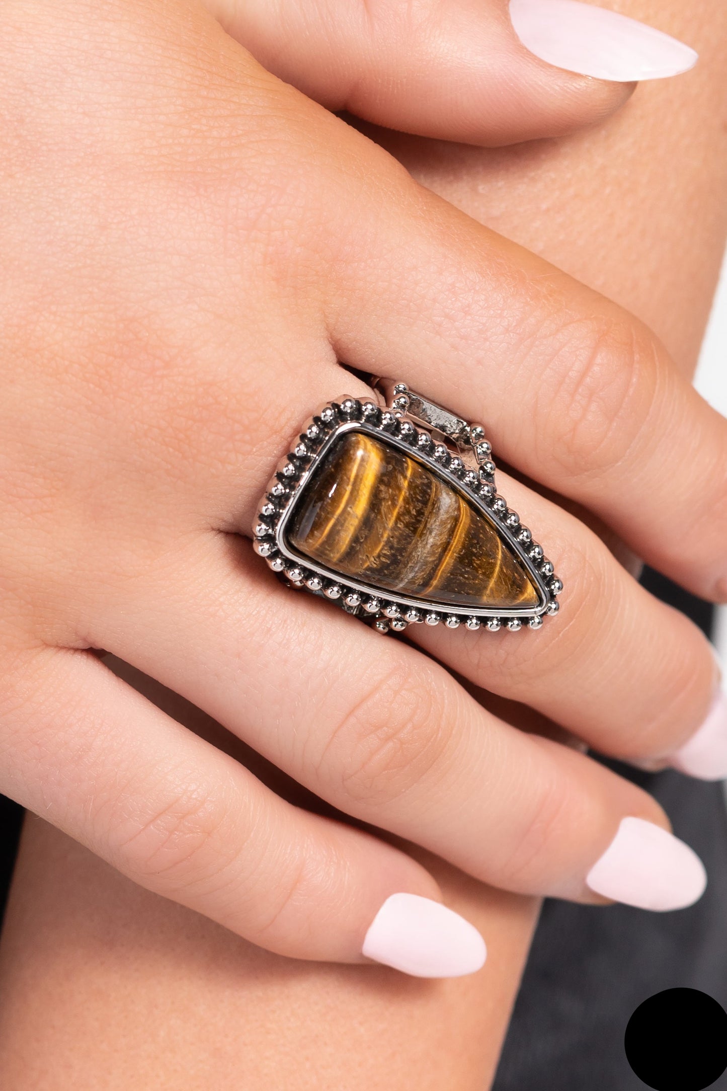 Paparazzi Rings - Earthy Engagement - Brown
