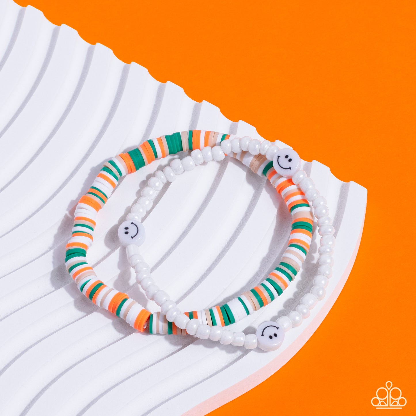 Paparazzi Bracelets - Tabloid Talent - Green