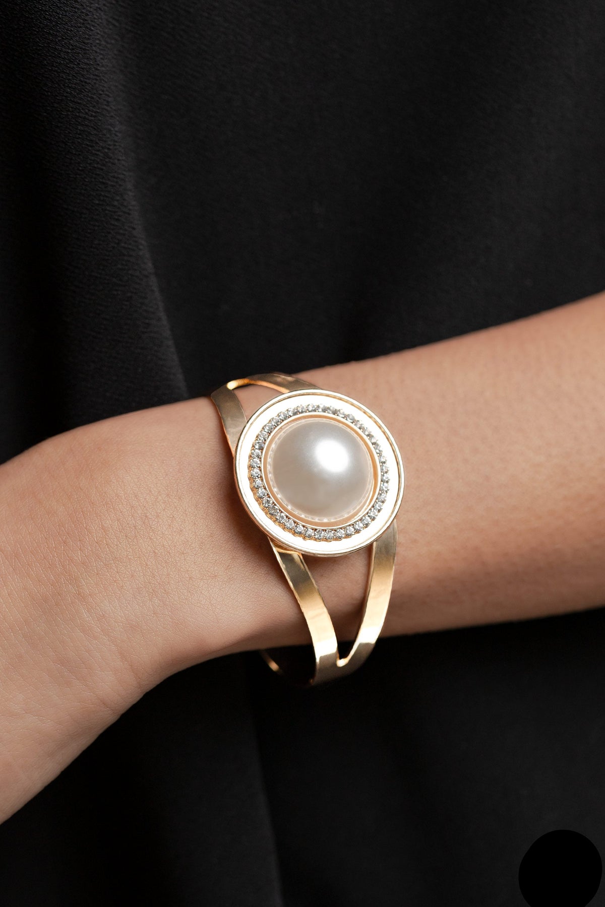 Paparazzi Bracelets - Put On The GLITZ - Gold - Cuff - B1897