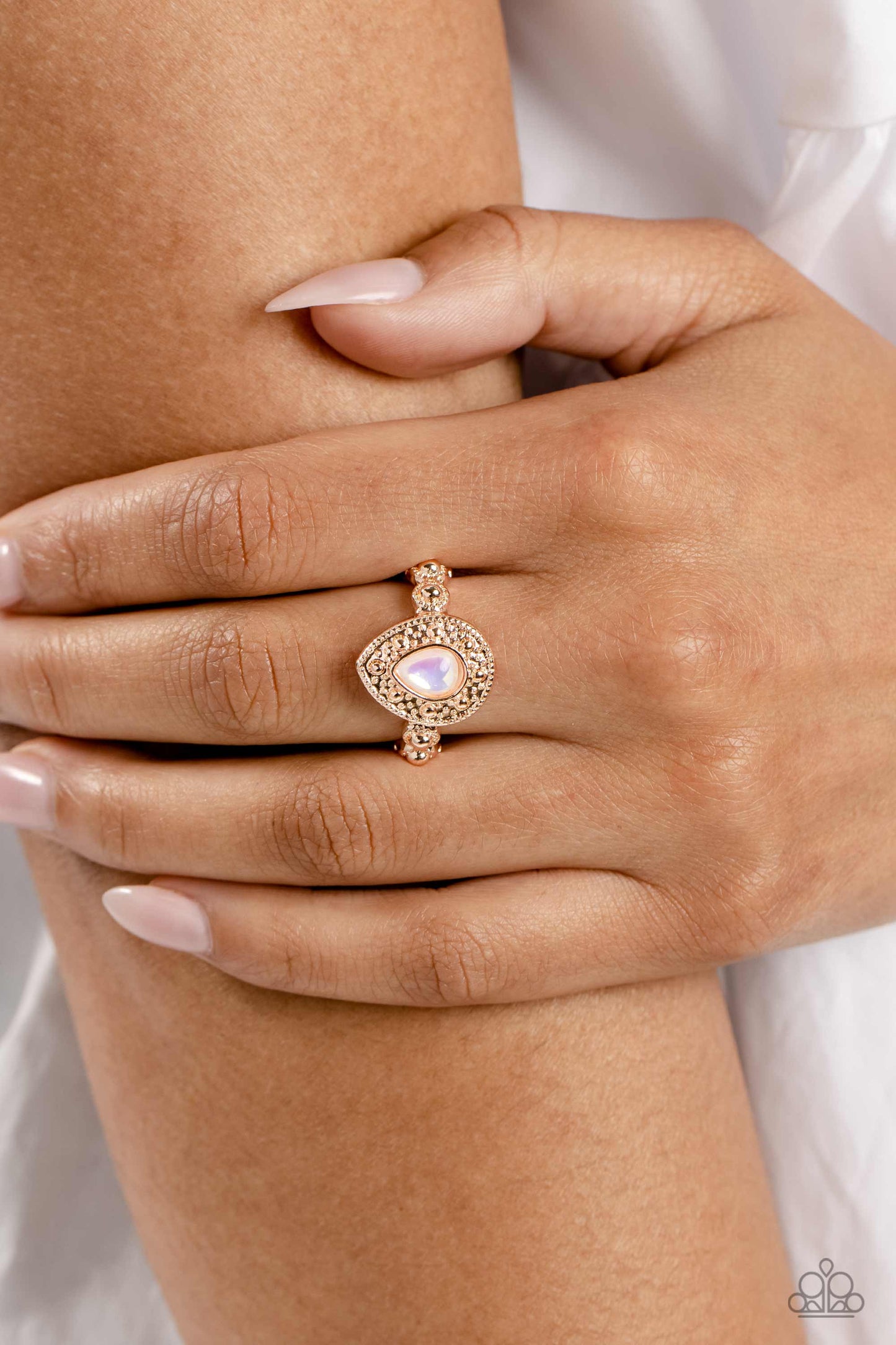 Paparazzi Rings - Opera Showcase - Rose Gold
