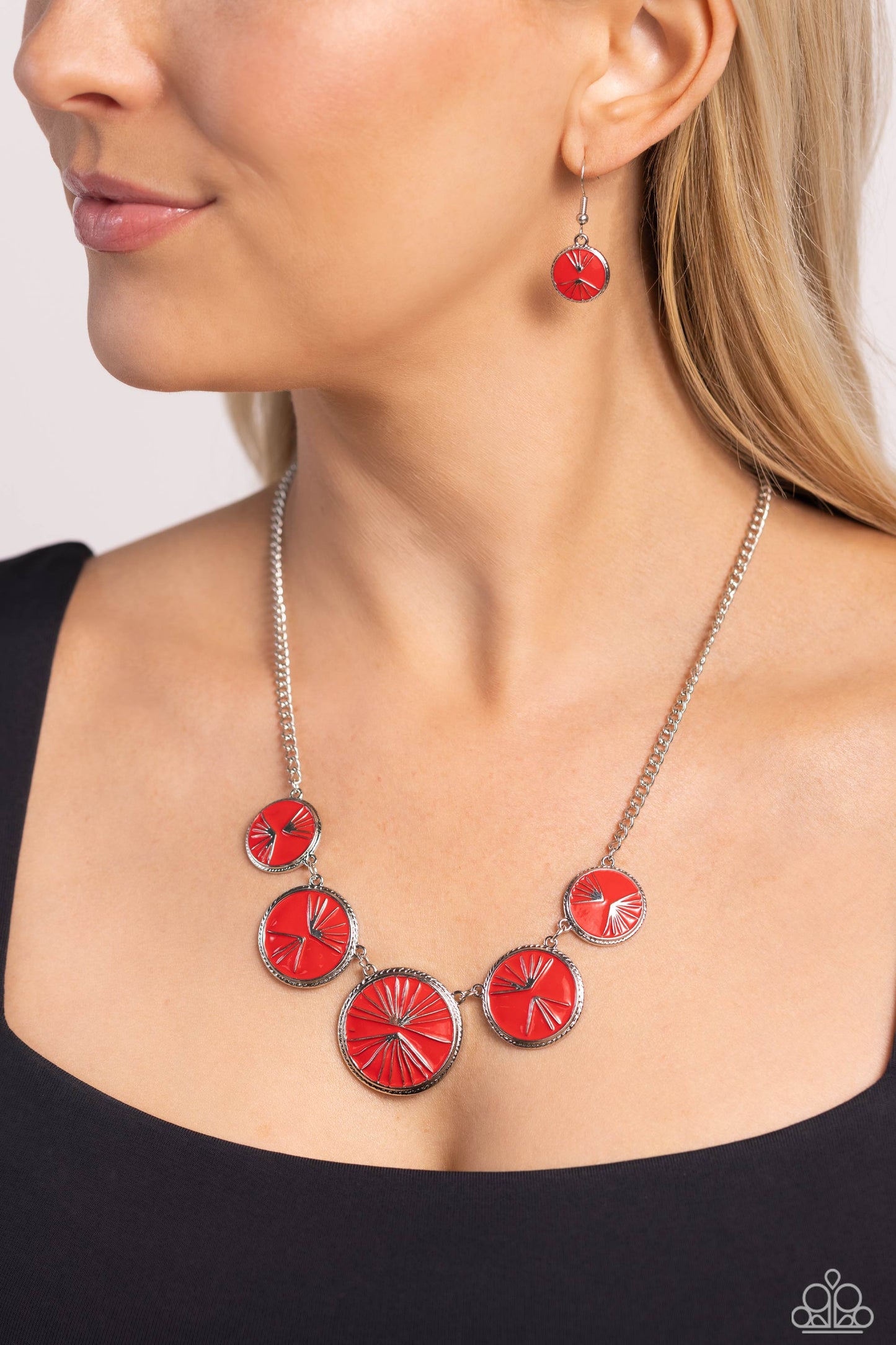 Paparazzi Necklaces - PALM Before the Storm - Red