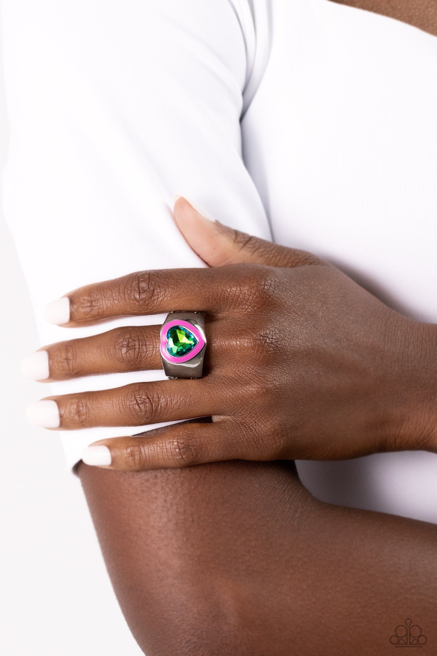 Paparazzi Rings - Fond Regard - Pink