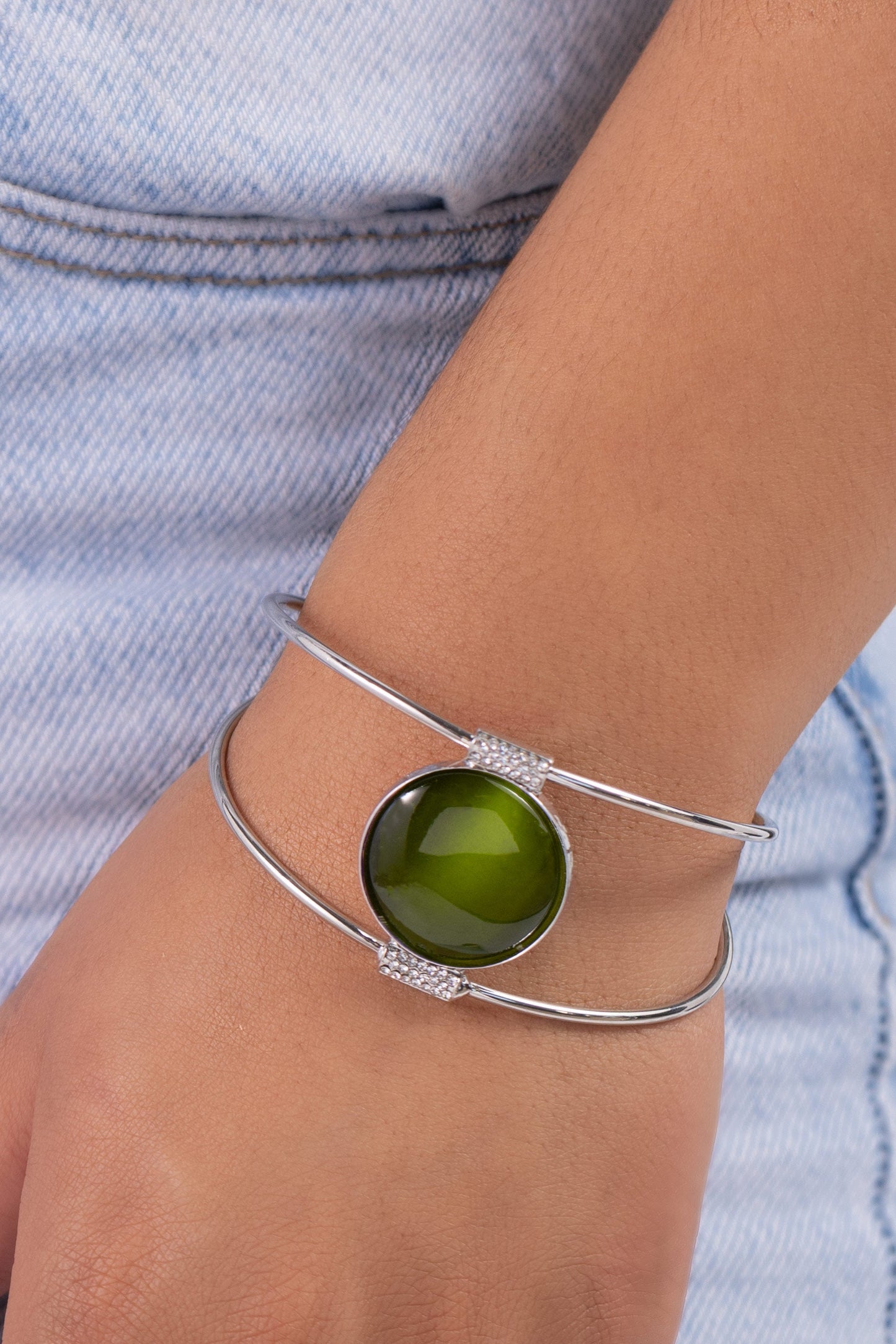 Paparazzi Bracelets - Candescent Cats Eye - Green