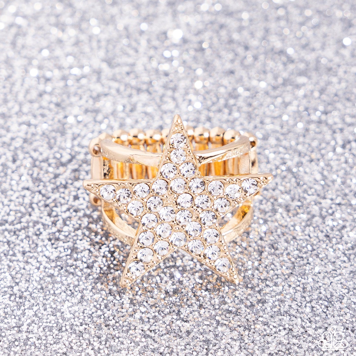 Paparazzi Rings - Star Pizzazz - Gold