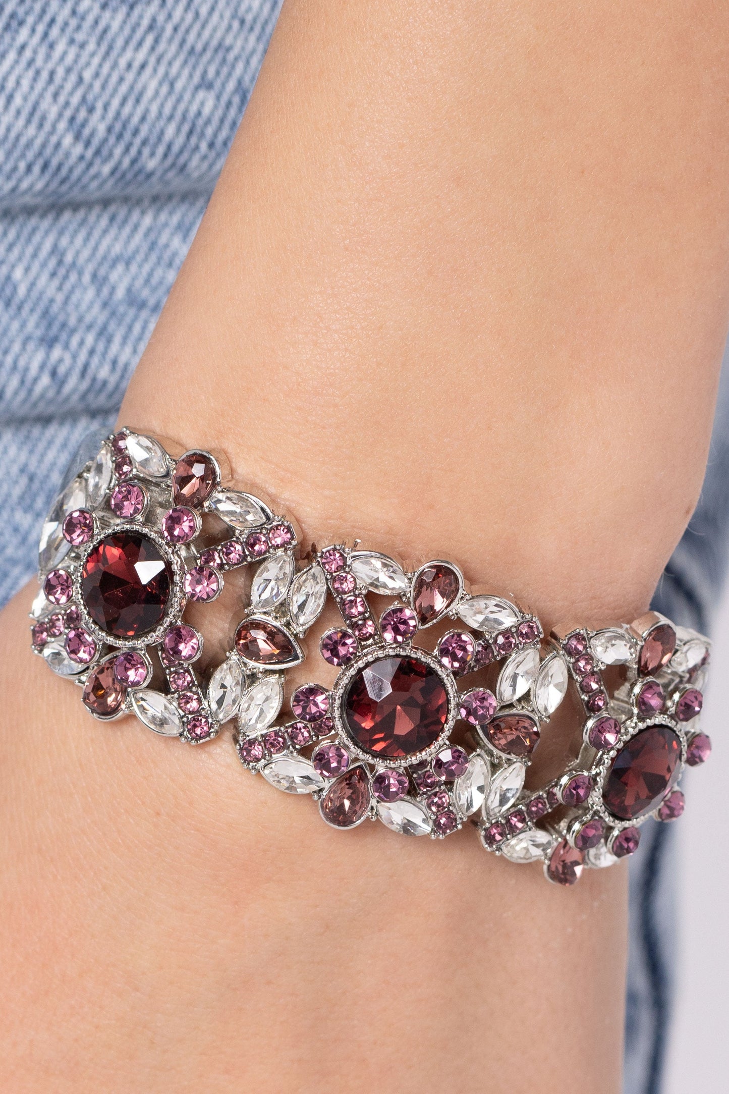 Paparazzi Bracelets - Shimmering Solo - Purple