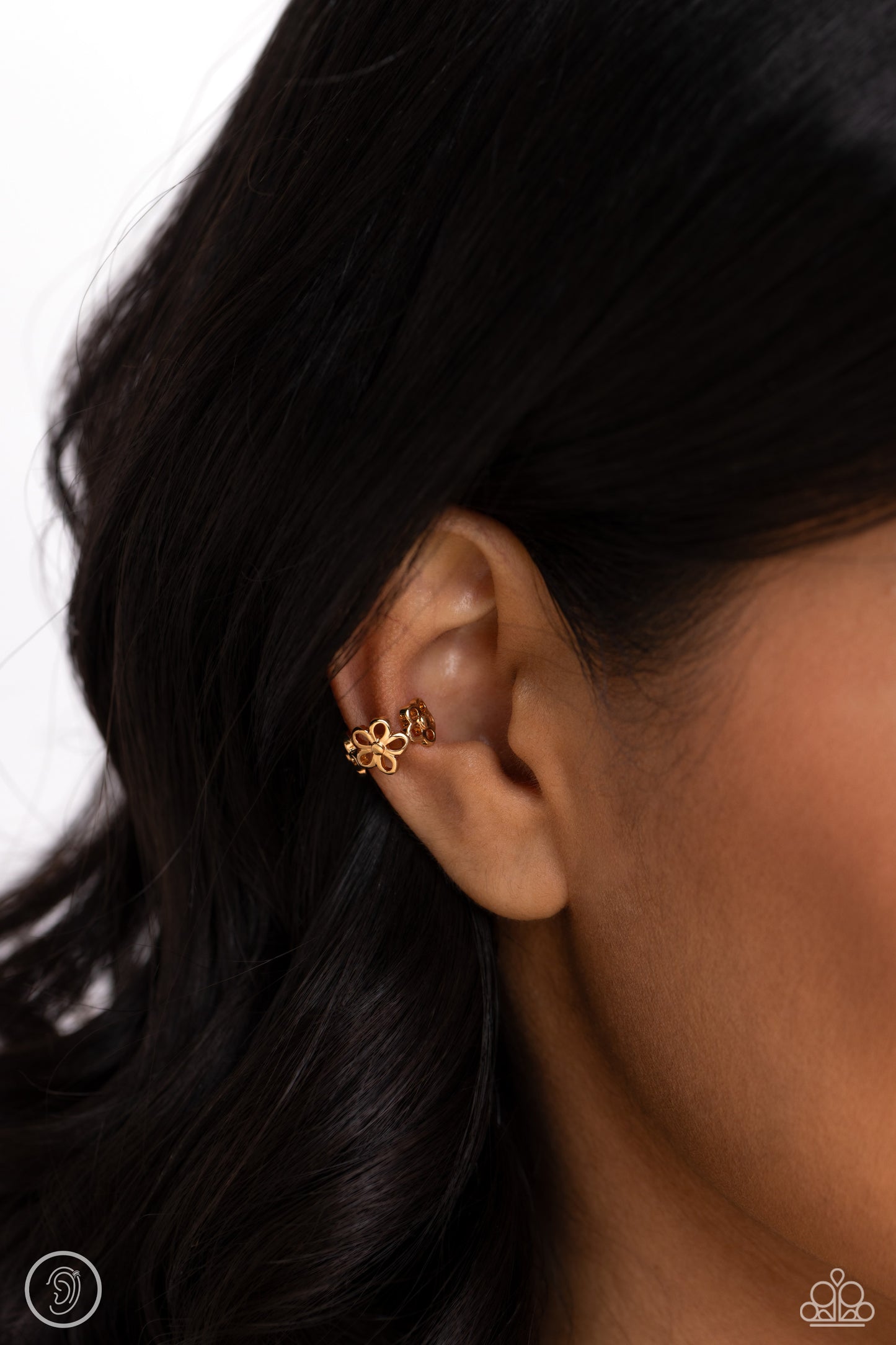 Paparazzi Earrings - Daisy Debut - Gold