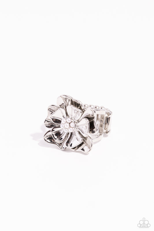 Paparazzi Rings - Pampered Petals - White