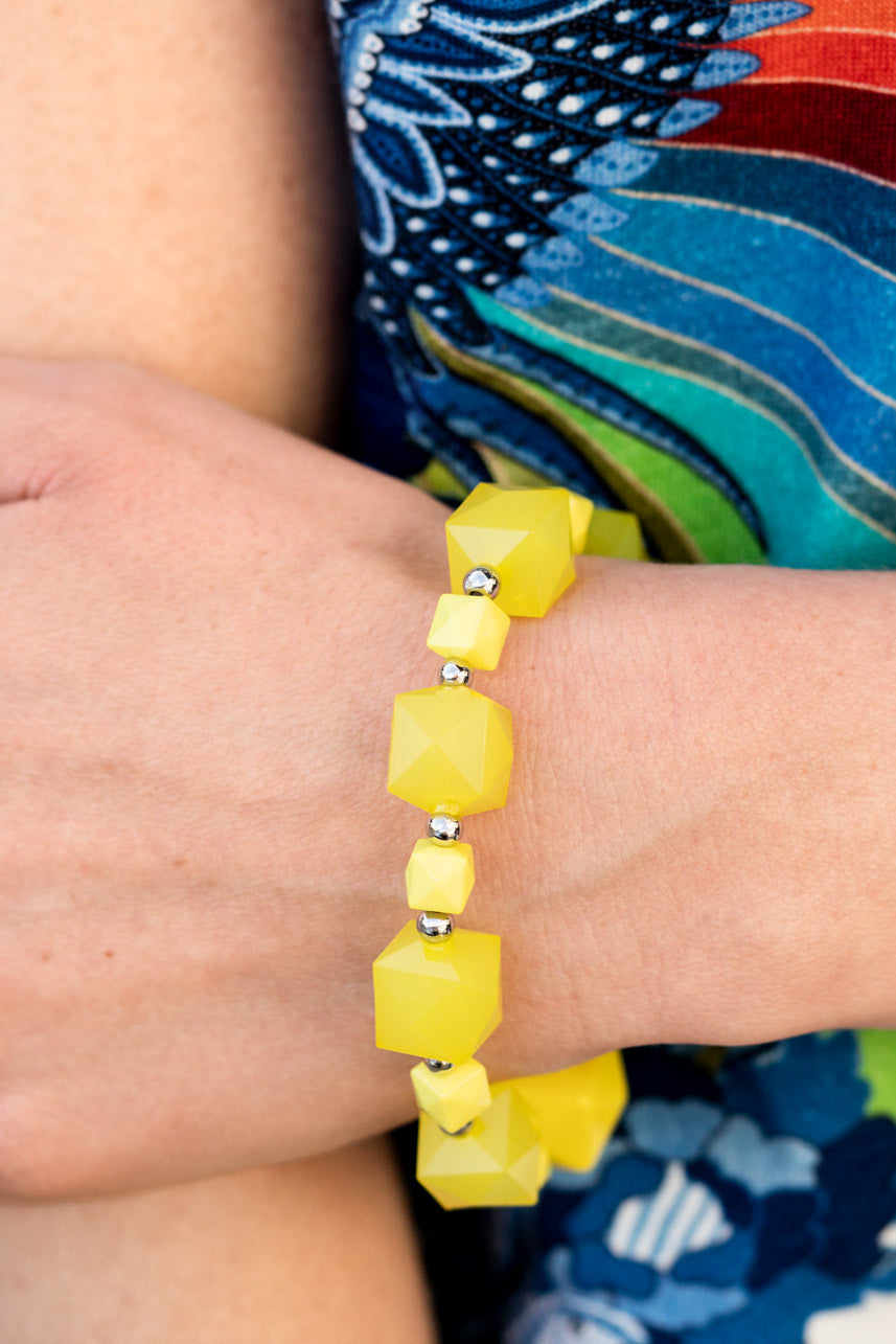 Paparazzi Bracelets - Trendsetting Tourist - Yellow - Fashion Fix - Glimpses of Malibu