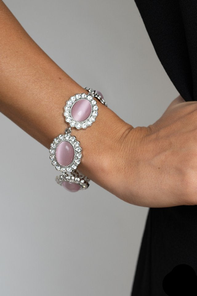 Paparazzi Bracelets - Demurely Diva - Pink - B931