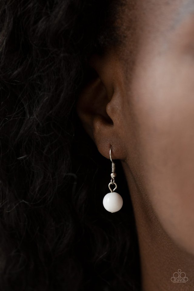 Paparazzi Necklaces - Dream Pop - White