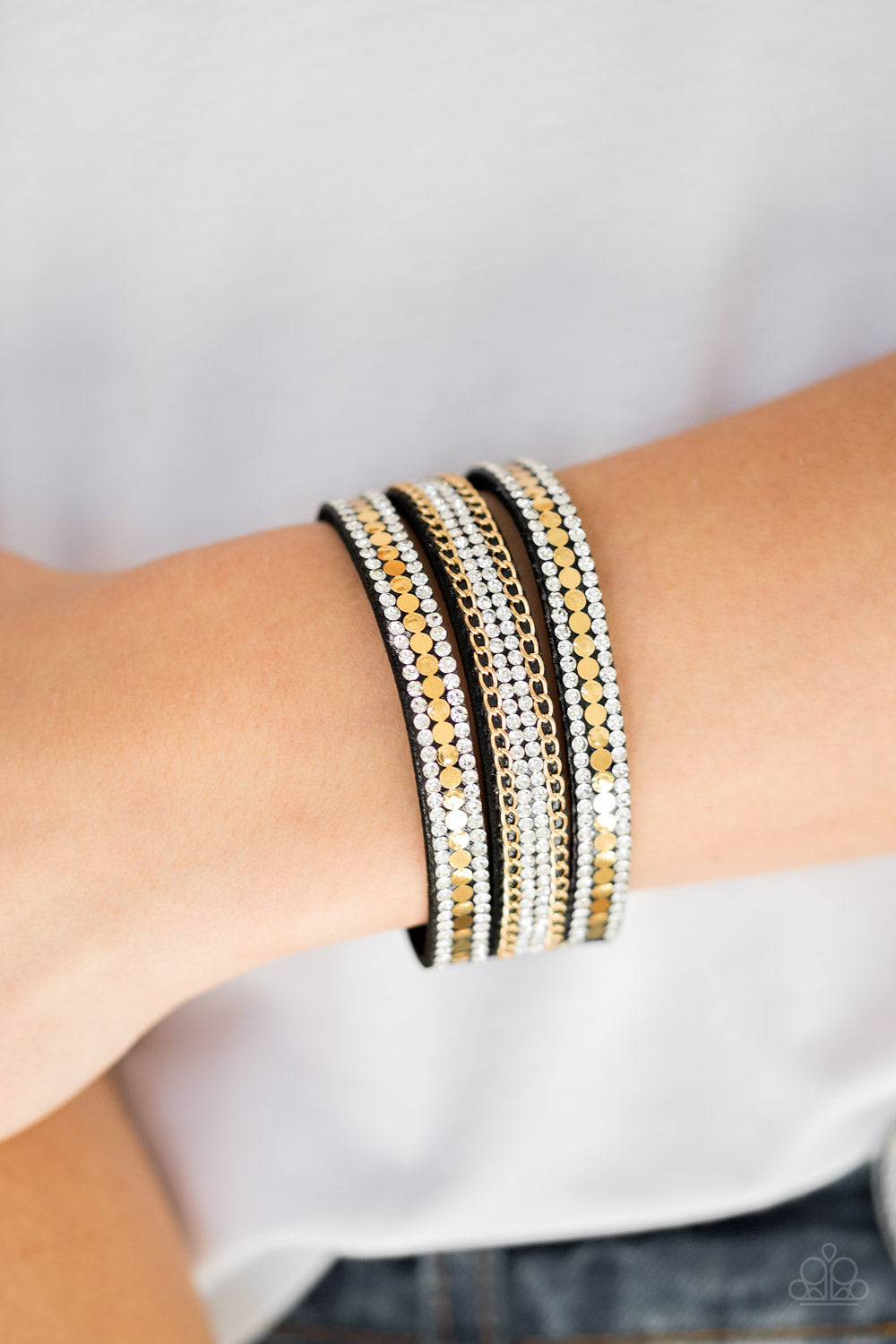 Paparazzi Urban Collection - Fashion Fanatic - Gold