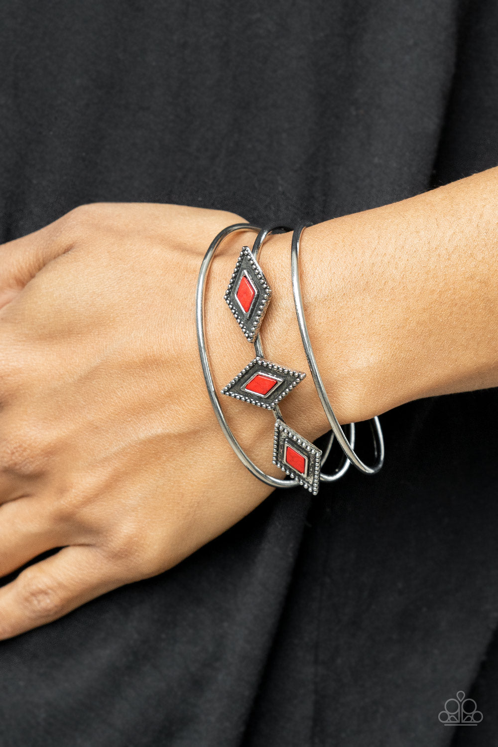 Paparazzi Bracelets - Desert Diamondback - Red
