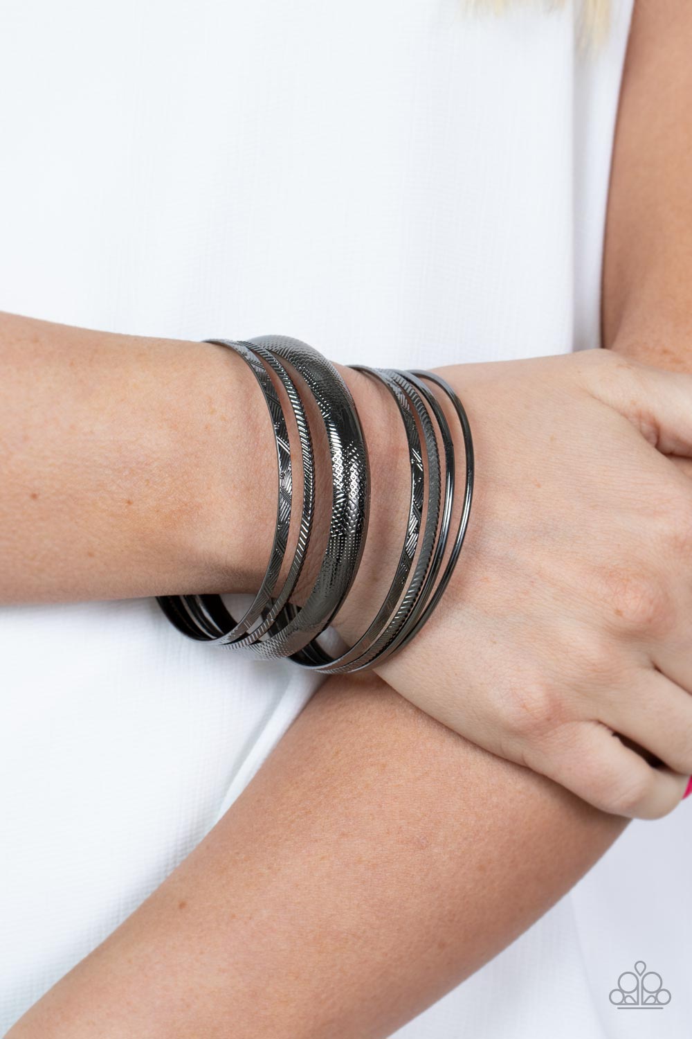 Paparazzi Bracelets - Stackable Stunner - Black