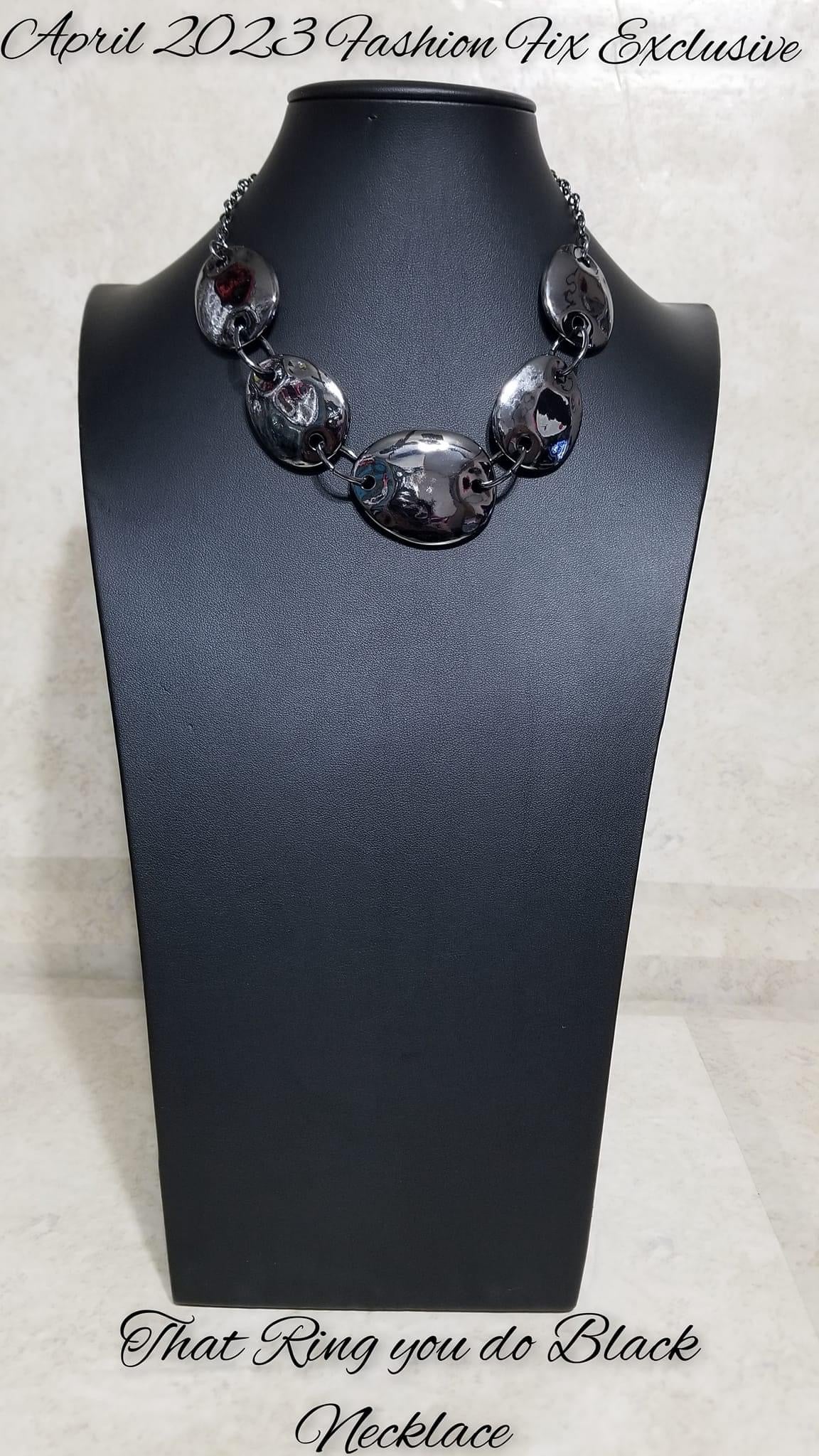 Paparazzi Necklaces - That Ring You Do - Black