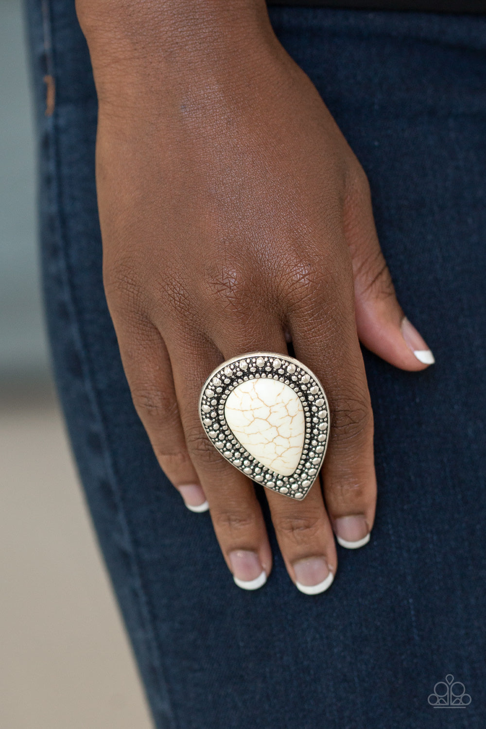 Paparazzi Rings - Santa Fe Storm - White