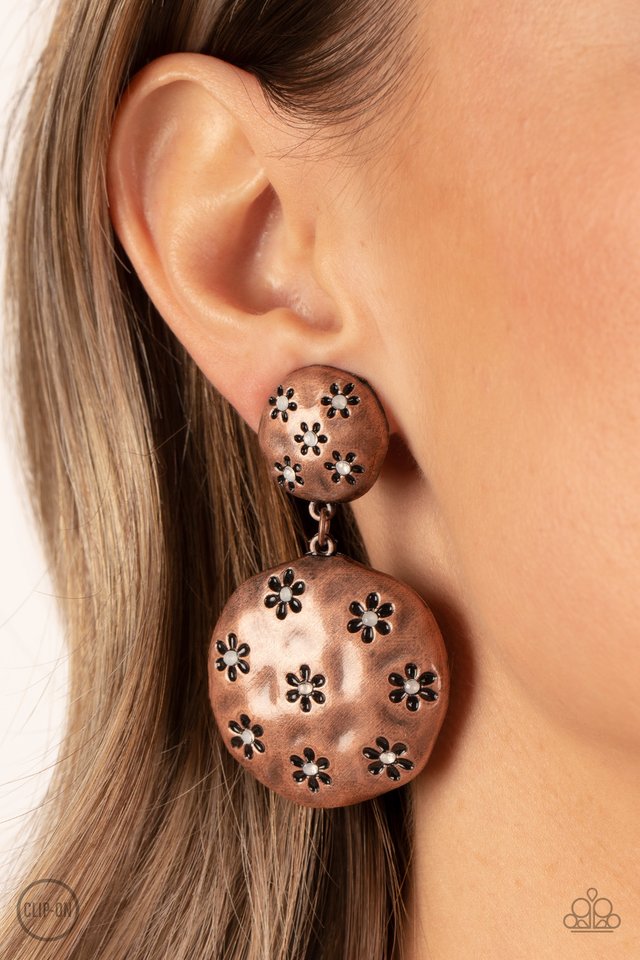 Paparazzi Earrings - Industrial Fairytale - Copper