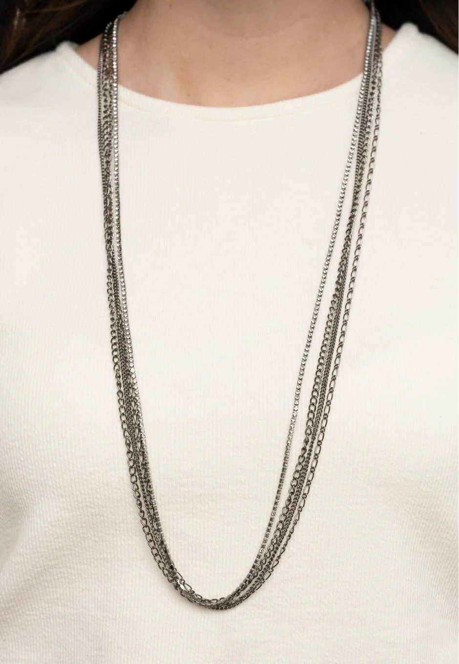 Paparazzi Necklaces - Undauntingly Urban - Black