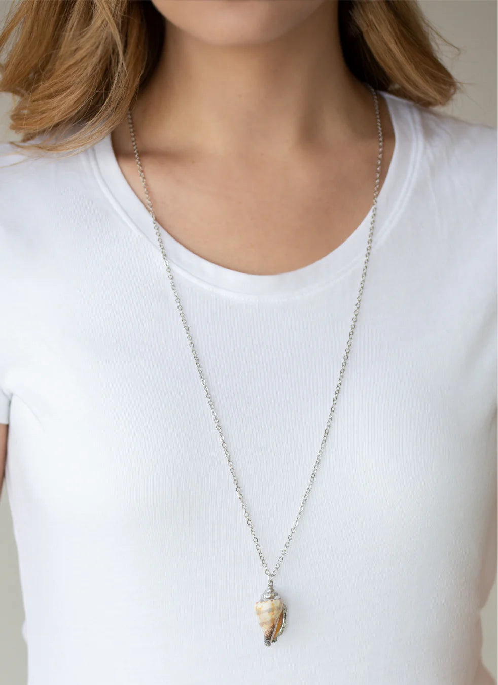 Paparazzi Necklaces - Breaking Out Of My Shell - Silver