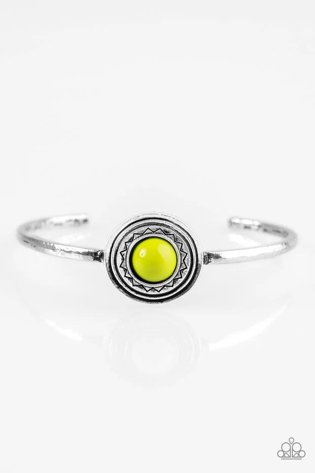 Paparazzi Bracelets - Sahara Sunshine - Green