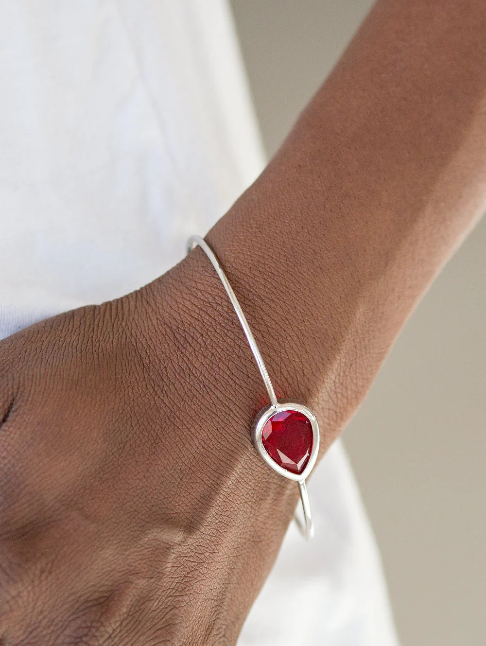 Paparazzi Bracelets - Make A Spectacle - Red