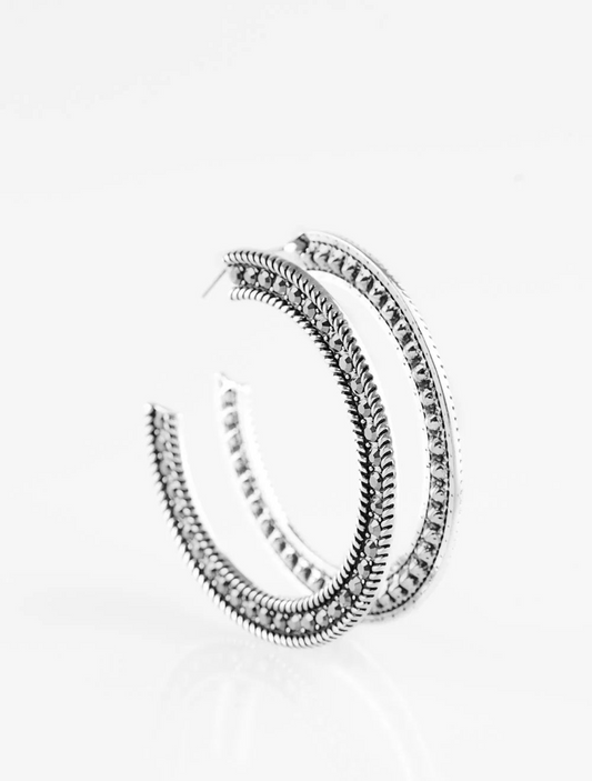 Paparazzi Earrings - Haute Mama - Gold