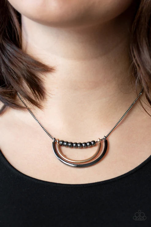 Paparazzi Necklaces - Artificial Arches - Black