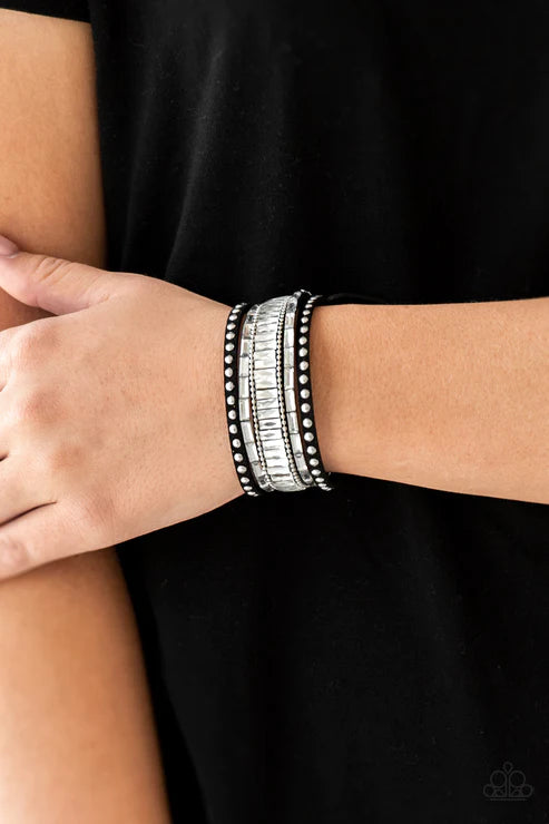 Paparazzi Urban Collection - Rock Star Rocker - Black