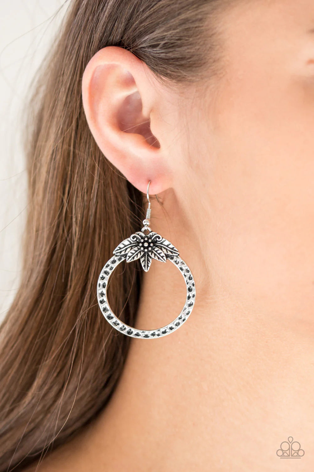 Paparazzi Earrings - Island Insider - Silver