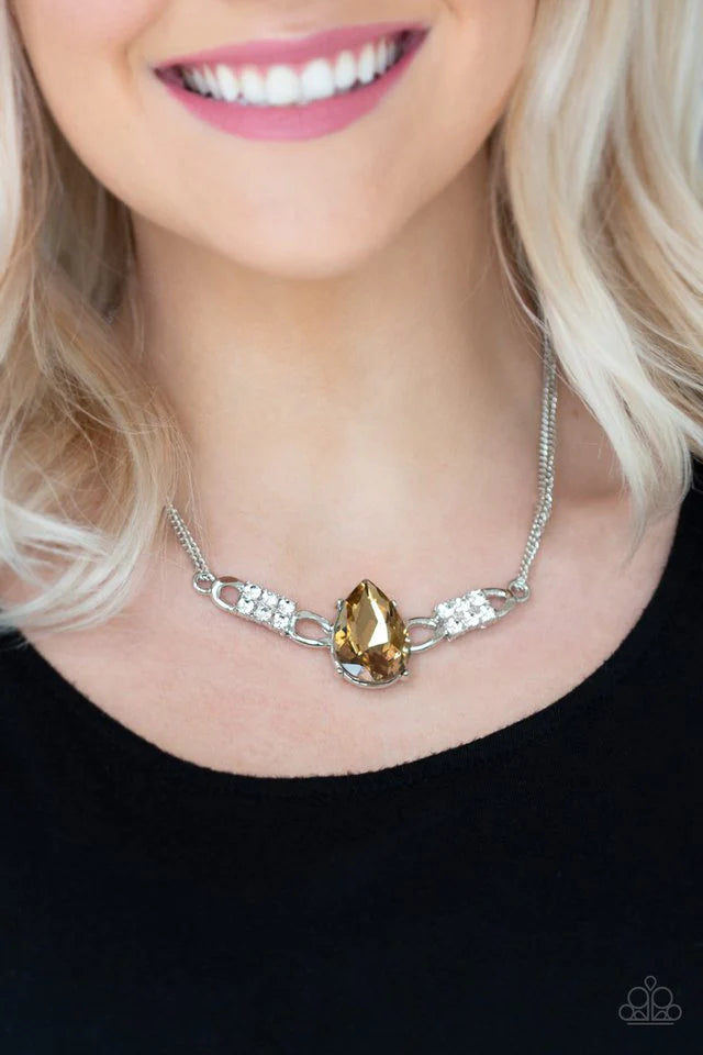 Paparazzi Necklaces - Way to Make an Entrance - Brown