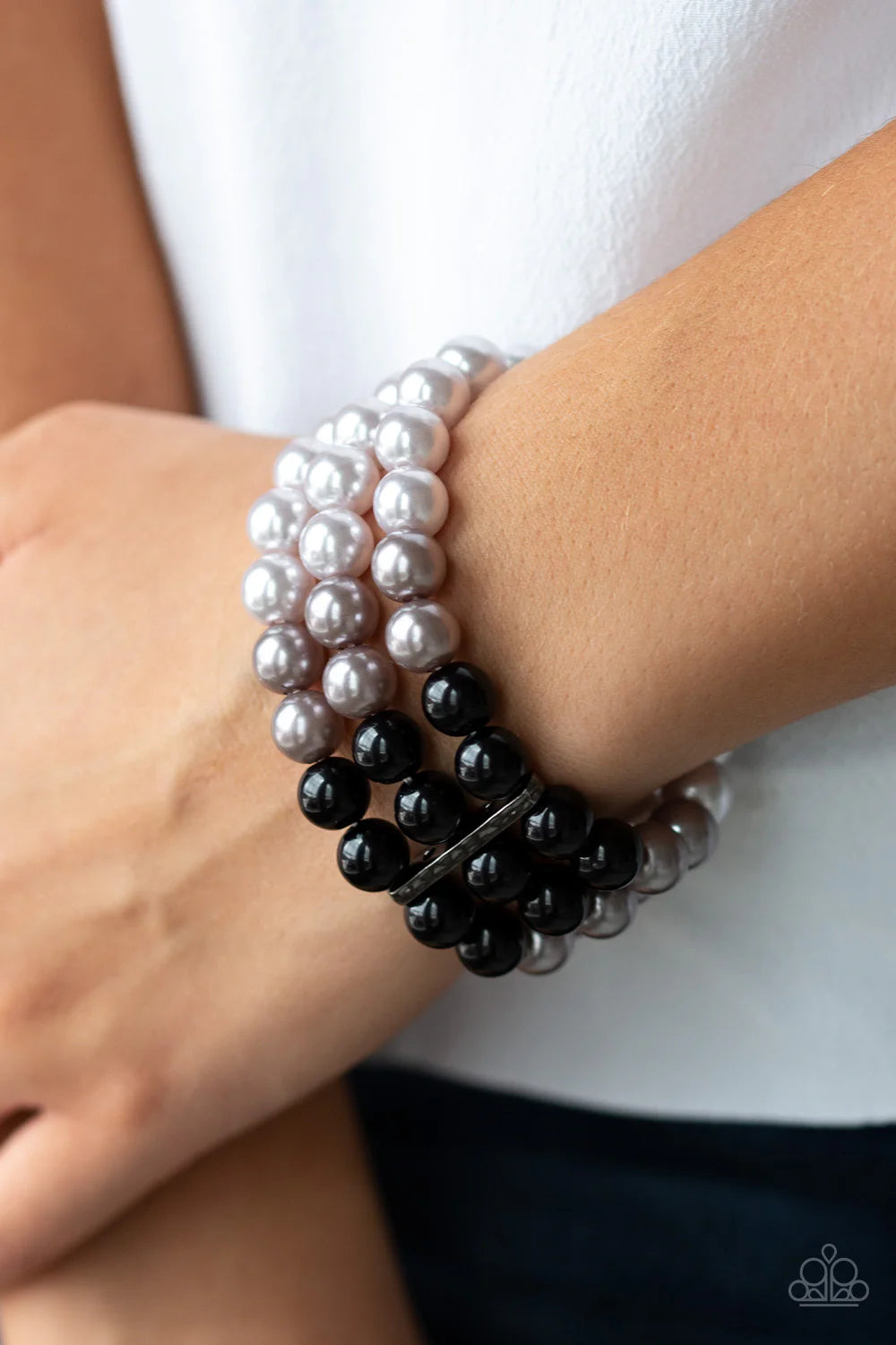 Paparazzi Bracelets - Central Park Celebrity - Black