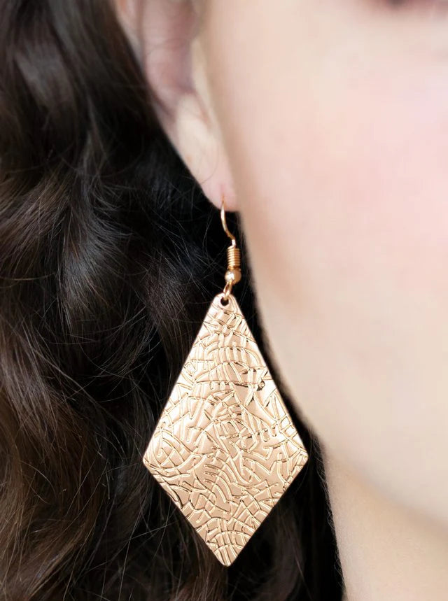 Paparazzi Earrings - Texture Retreat - Gold