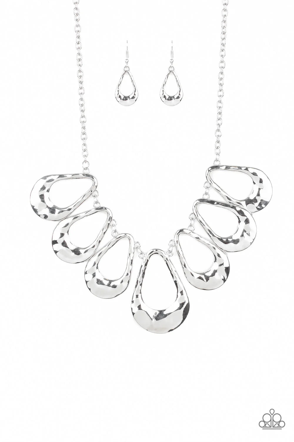 Paparazzi Necklaces - Teardrop Envy - Silver