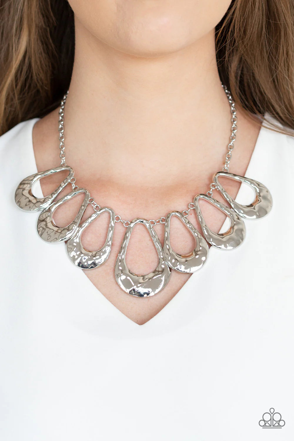 Paparazzi Necklaces - Teardrop Envy - Silver