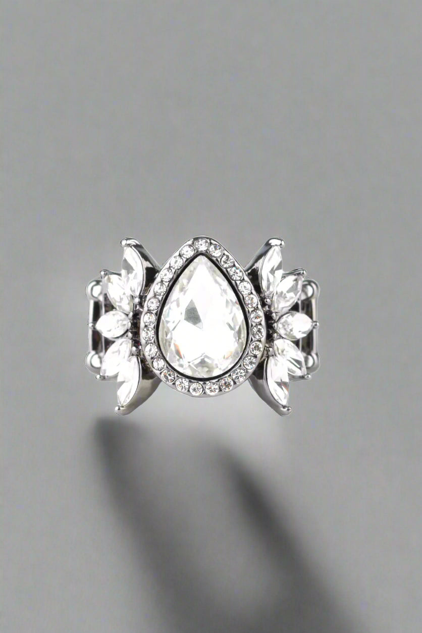 Paparazzi Rings - Really Regal Black