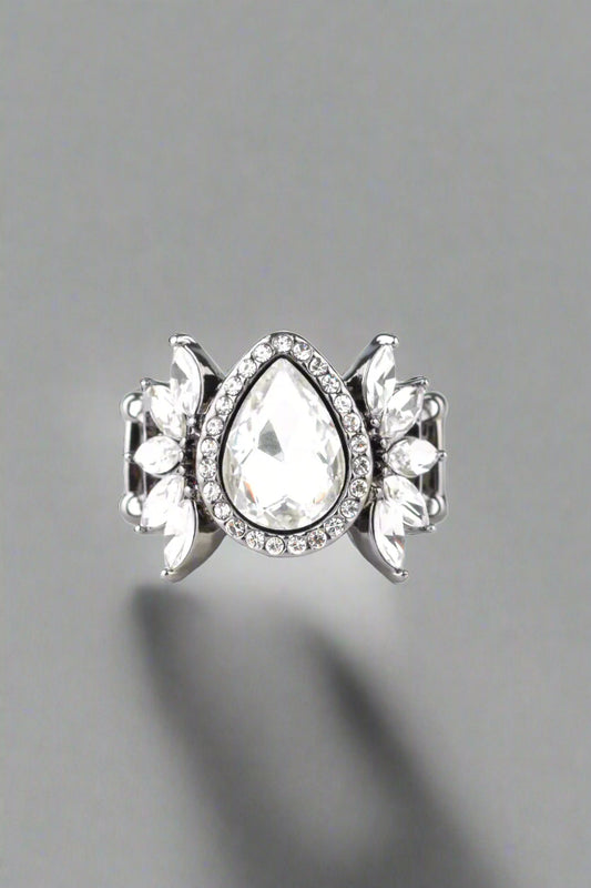 Paparazzi Rings - Really Regal Black